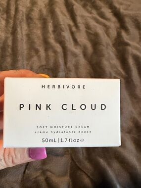 Pink Cloud Soft Moisture Cream - Pink